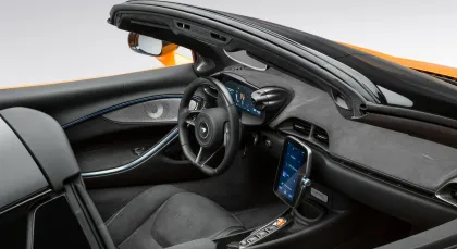 McLaren Artura Coupe
