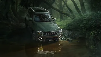Mahindra Scorpio Z8 T Carbon AT