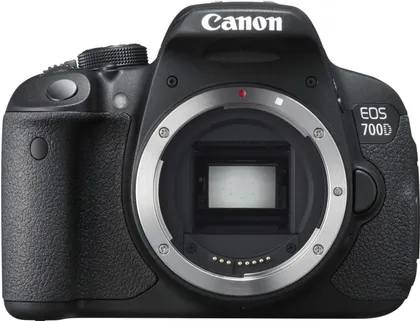 Canon EOS 700D DSLR Camera (55-250mm IS II LENS)