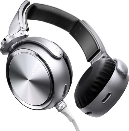 Sony MDR-XB910A Wired Headphones (Over the Head)