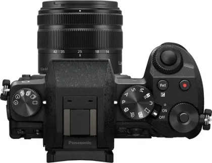 Panasonic LUMIX G7 16MP Mirrorless Camera with Lumix G Vario 14-42mm F/3.5-5.6 Lens