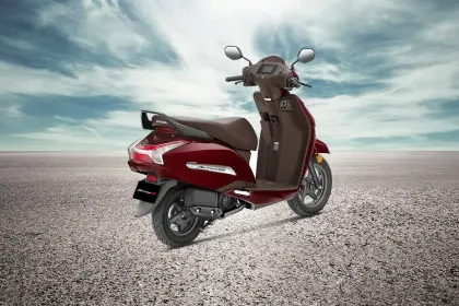 Honda Activa 125 (25 Year Anniversary Edition)