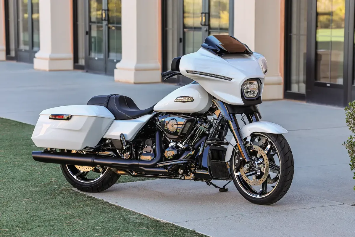 Harley-Davidson Street Glide Price in India 2025, Full Specs