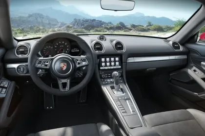 Porsche 718 Cayman GT4 RS