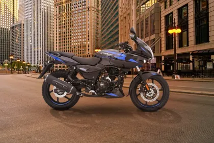 Bajaj Pulsar 220F