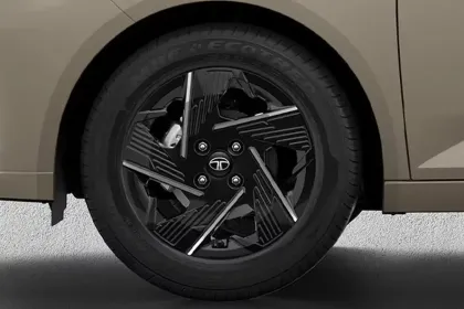 Tata Altroz Pure AMT