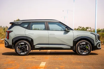 Kia Seltos X Line (O) Diesel AT