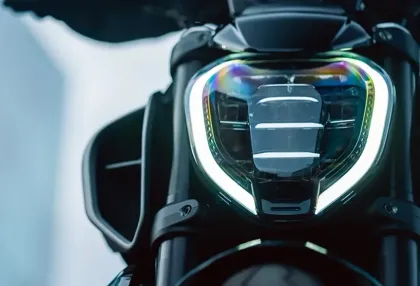 Ducati Diavel V4