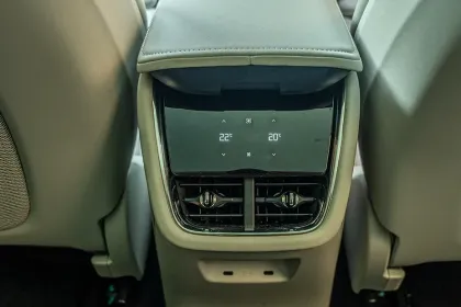 Volvo EX90