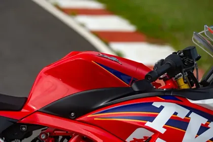TVS Apache RR 310 Quickshifter
