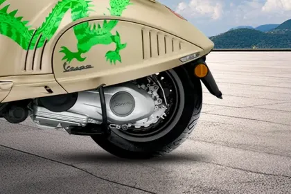 Vespa 946 Dragon