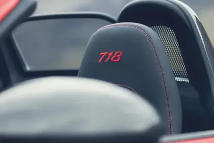 Porsche 718 Cayman GT4 RS