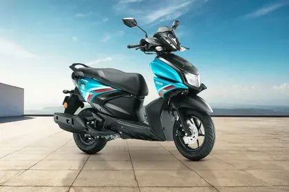 Yamaha RayZR 125 Fi Hybrid Disc