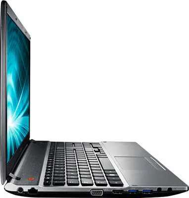 Samsung NP550P5C-S01IN Laptop (3rd Gen Ci5/ 6GB/ 1TB/ Win7 HP/ 2GB Graph)