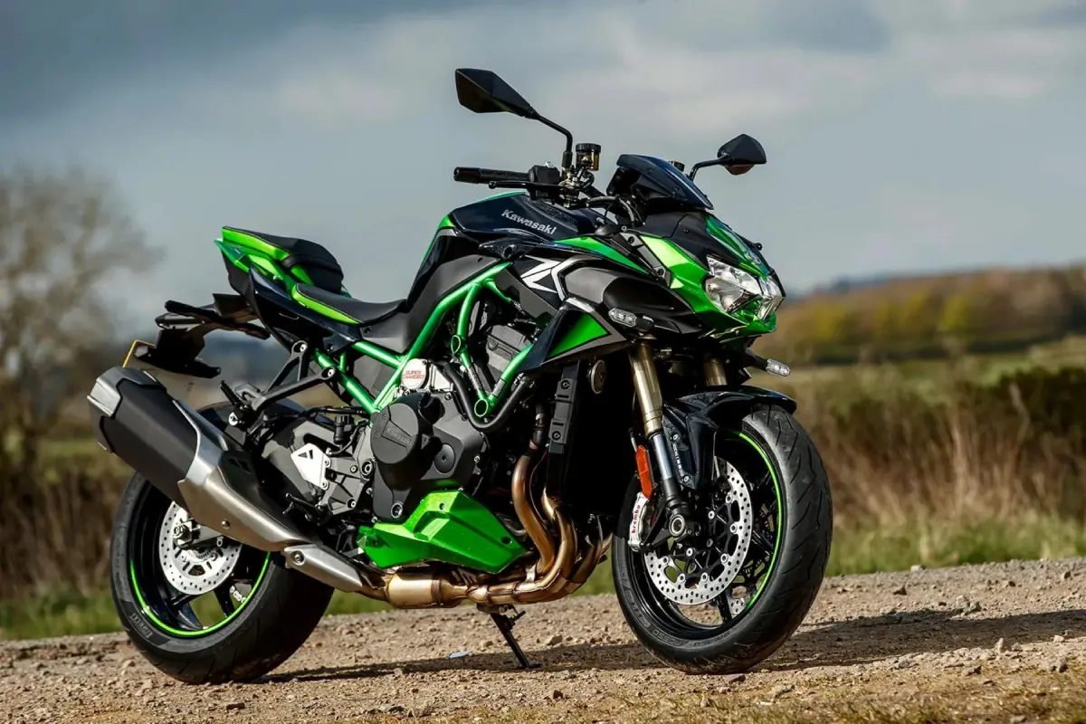 Kawasaki Z H2 - Price in India (May 2026), Specs, Reviews | Smartprix