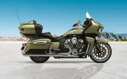 Indian Pursuit Dark Horse