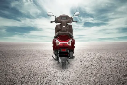 Honda Activa 125 (25 Year Anniversary Edition)