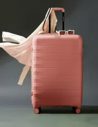 Nasher Miles Vienna Hard-Sided Medium Trolley Bag - 65 cm
