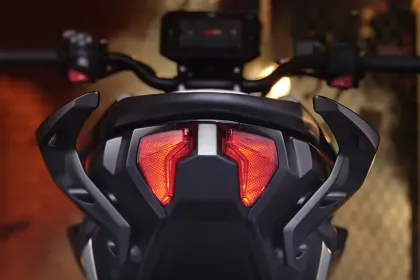 TVS Apache RTR 310 Arsenal Black without Quickshifter