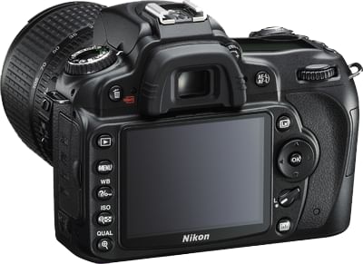 Nikon D90 SLR (AF-S 18-105mm VR Kit Lens)