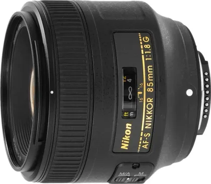 Nikon D780 DSLR Camera with Nikkor AF-S 24-120mm VR Lens