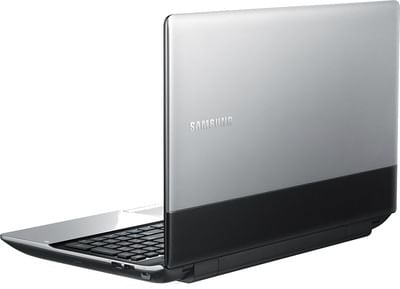 Samsung NP300E5X-A0AIN Laptop (CDC/ 2GB/ 320GB/ DOS)