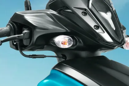 Yamaha RayZR 125 Fi Hybrid Disc