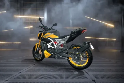 TVS Apache RTR 310 Arsenal Black without Quickshifter