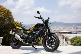 Royal Enfield Guerrilla 450 Flash