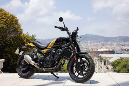 Royal Enfield Guerrilla 450 Flash