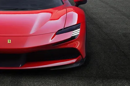Ferrari SF90