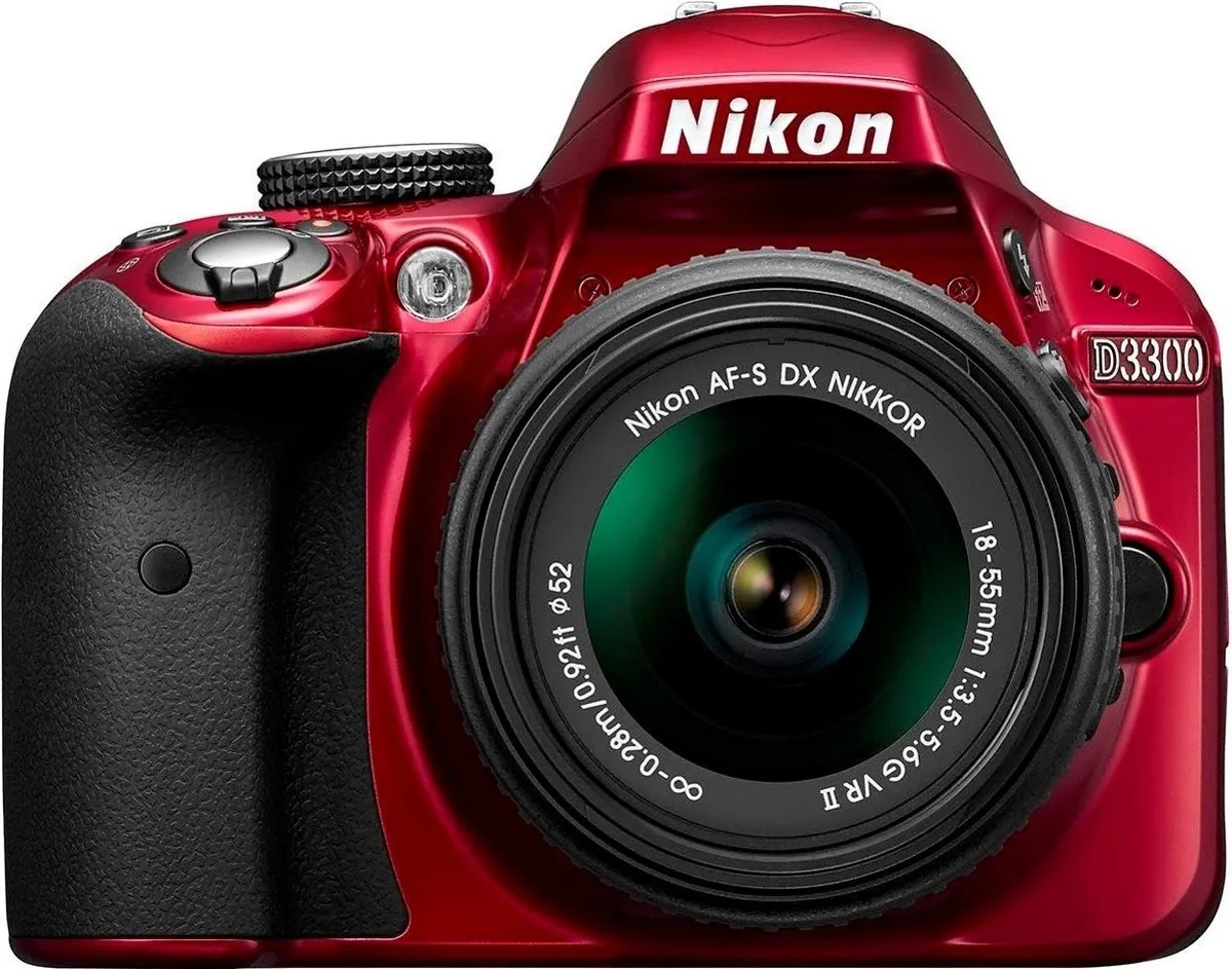 Nikon D3300 DSLR Camera (AF-S 18-55mm VR II Lens) Price in