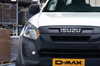 Isuzu D-Max Flat Deck AC