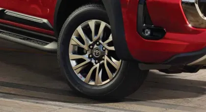 Toyota Hilux High AT
