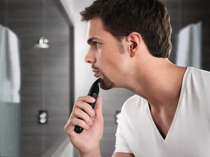 Philips Mens Grooming Kit 7 in 1 QG3250 Trimmer For Men