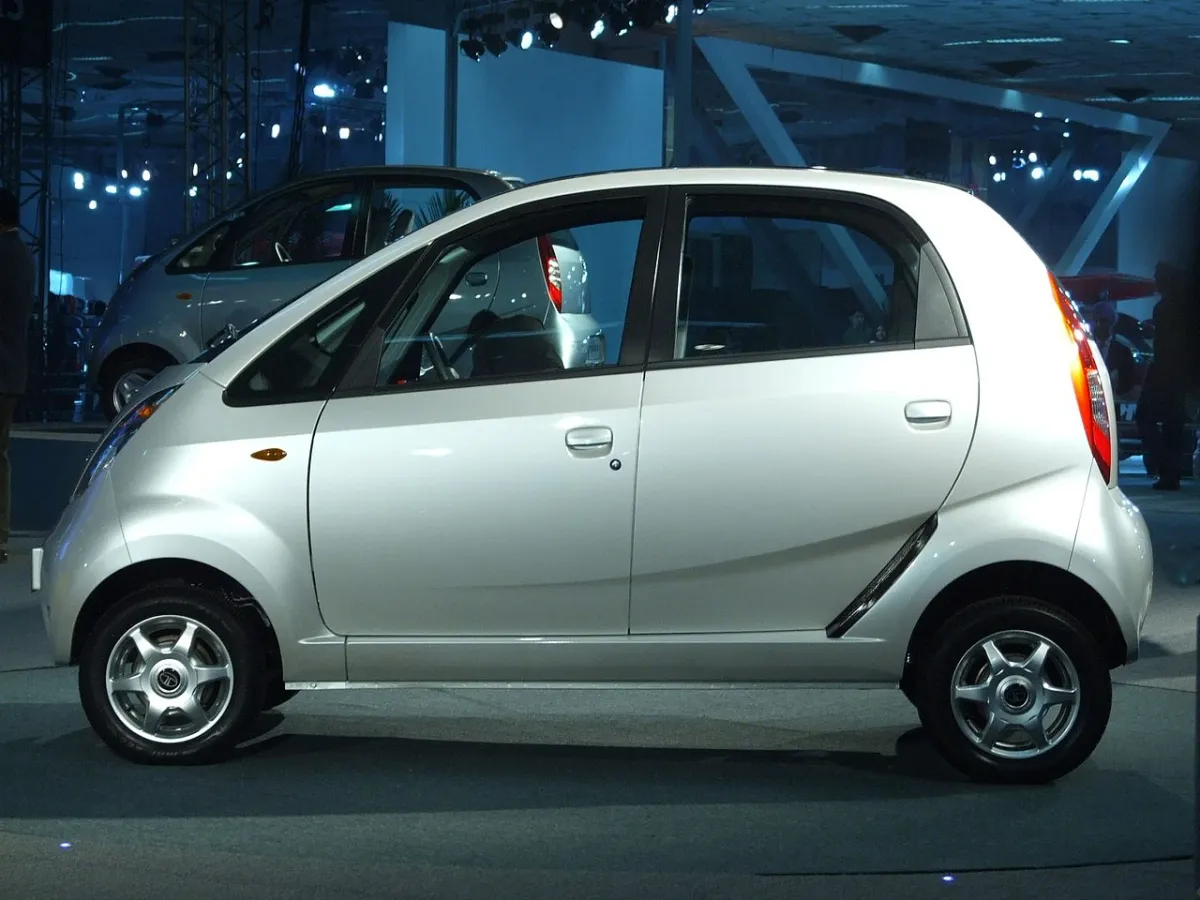 Tata Nano EV Price in India 2025, Full Specs Review Smartprix - Main Image