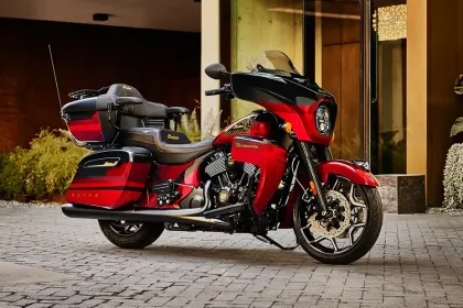 Indian Roadmaster Limited Spirit Blue Metallic