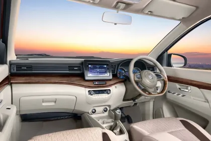 Maruti Suzuki Ertiga LXI (O)