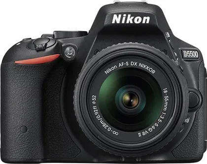 Nikon D5500 DSLR Camera (AF-S 18-55mm VR II Kit Lens)