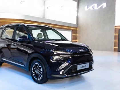 Kia Carens Premium
