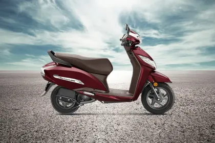 Honda Activa 125 (25 Year Anniversary Edition)