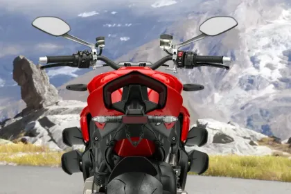 Ducati Streetfighter V4