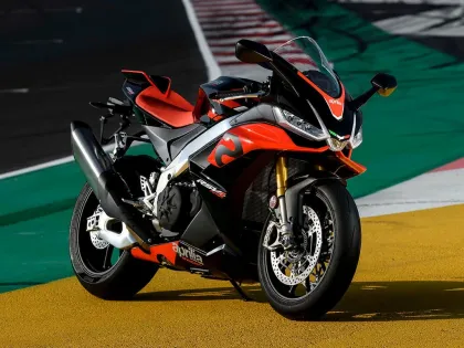 Aprilia RSV4