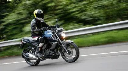 Yamaha FZS-FI V3 Dark Knight