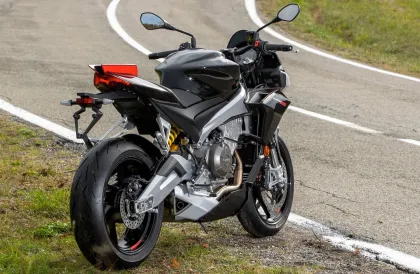 Aprilia Tuono 660