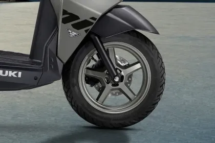 Suzuki Avenis STD