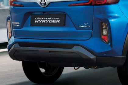 Toyota Urban Cruiser Hyryder S CNG