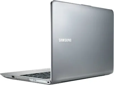 Samsung NP530U4C-S04IN Ultrabook (3rd Gen Ci3/ 4GB/ 750GB 24GB ExpressCache/ Win8/ 1GB Graph)