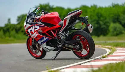 TVS Apache RR 310 Quickshifter