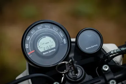 Royal Enfield Scram 411 Graphite Series